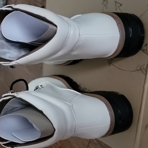 indigo rd. NWT Hiker Style Boots - Picture 5 of 7